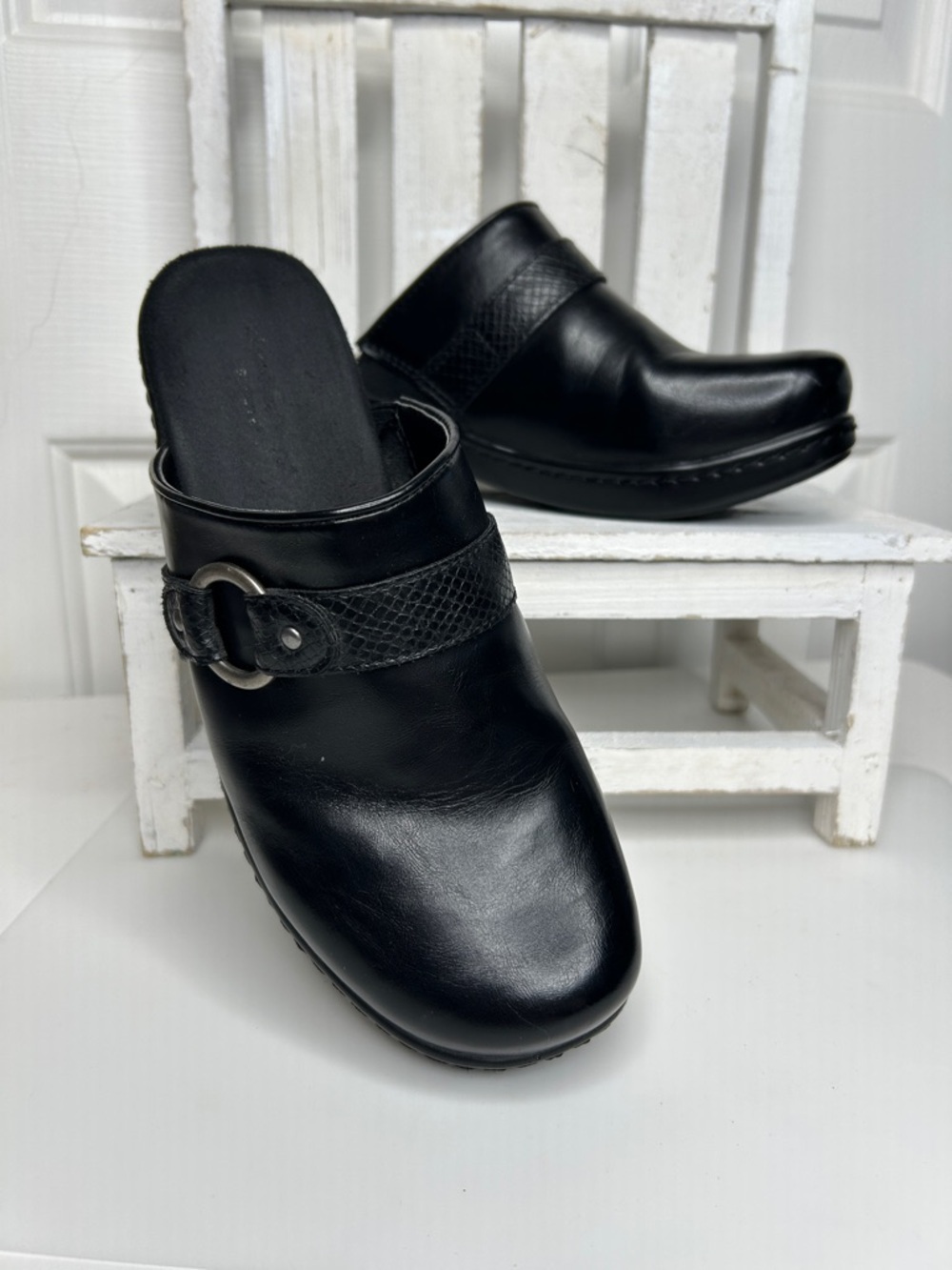cloudwalkers Black Comfort Slide Sandal